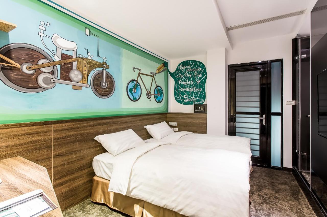 Rf Hotel  Linsen Тайпей Екстериор снимка