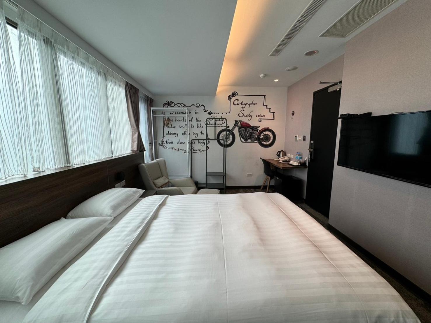 Rf Hotel  Linsen Тайпей Екстериор снимка