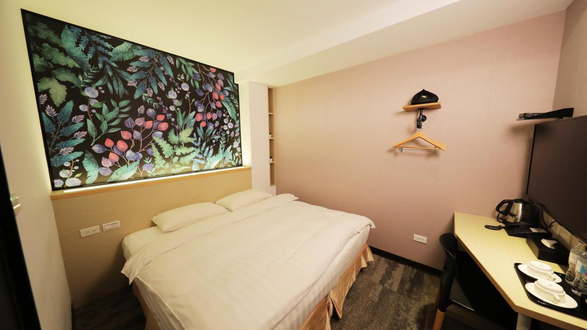 Rf Hotel  Linsen Тайпей Екстериор снимка