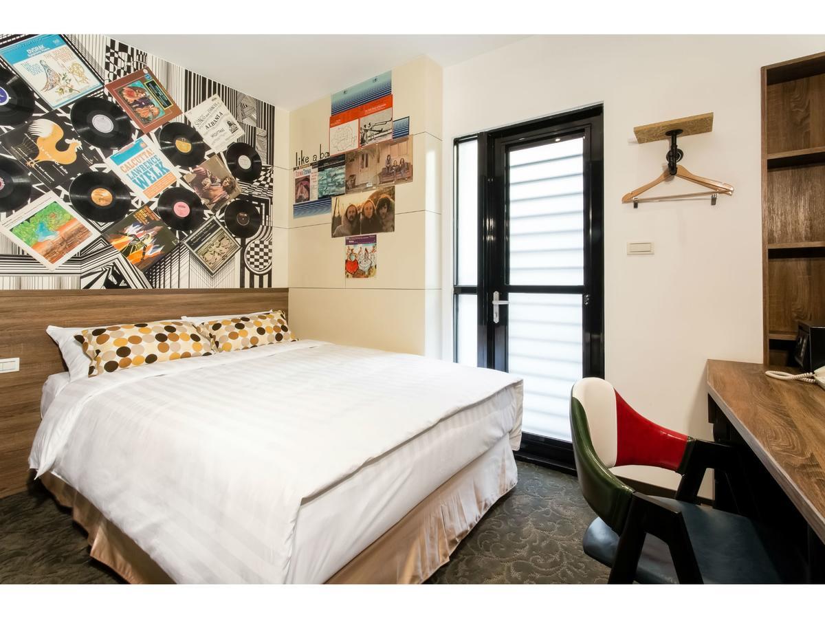 Rf Hotel  Linsen Тайпей Екстериор снимка