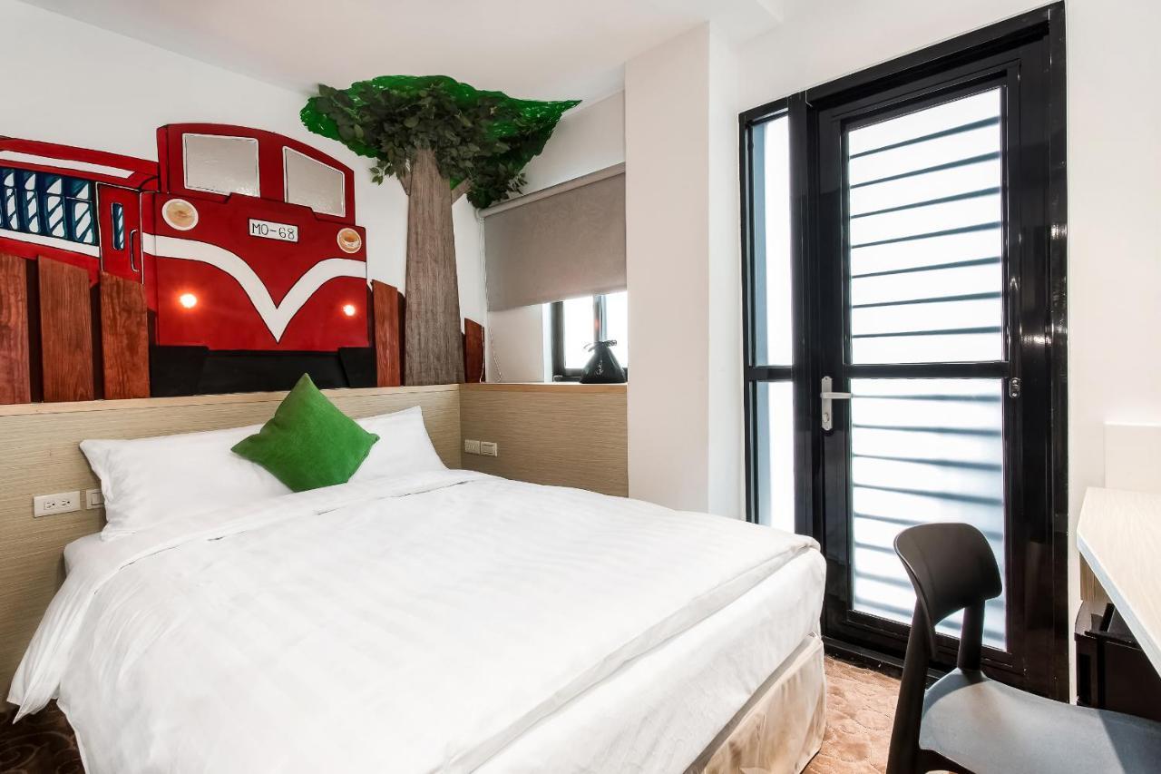Rf Hotel  Linsen Тайпей Екстериор снимка